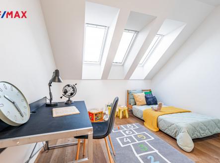 Prodej bytu, 3+kk, 98 m²