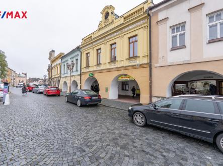 Prodej nájemního domu, 833 m²