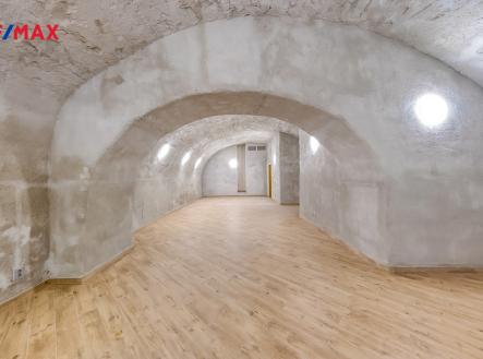 Pronájem jiné, 210 m²