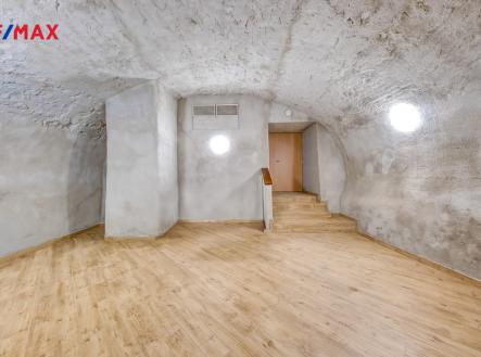 Pronájem jiné, 210 m²