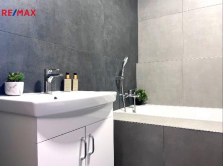 Pronájem bytu, 1+kk, 24 m²