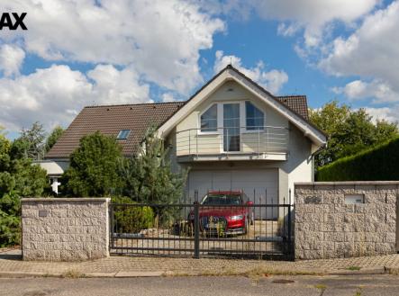 Pronájem domu/vily, 280 m²