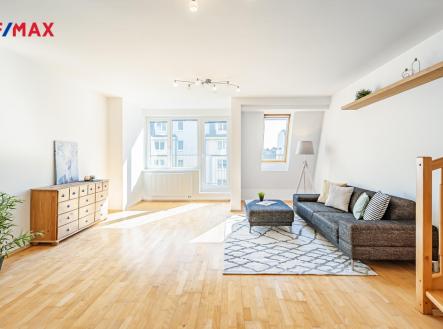 Pronájem bytu, 4+1, 148 m²