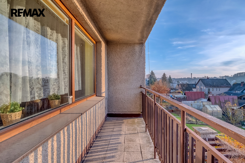 1. patro balkon u obýváku