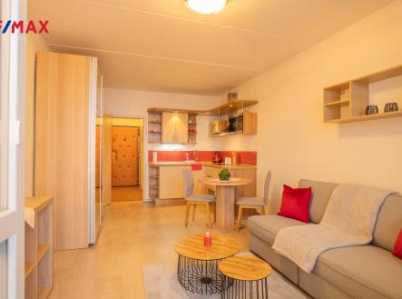 Pronájem bytu, 1+kk, 27 m²