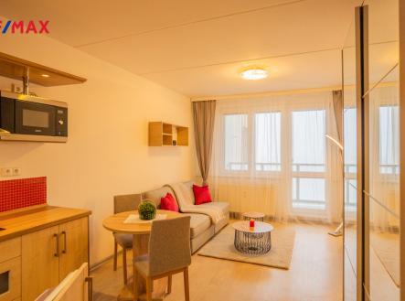 Pronájem bytu, 1+kk, 27 m²