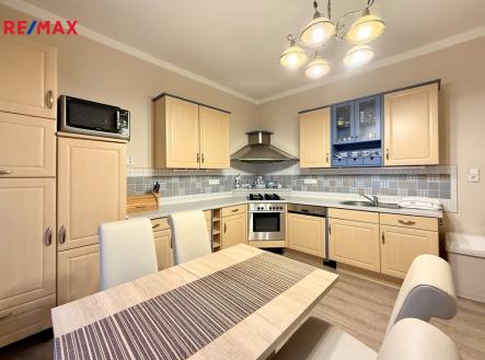 Pronájem bytu, 2+1, 70 m²