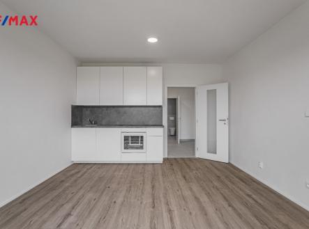 Pronájem bytu, 1+kk, 35 m²