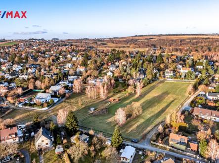 Prodej pozemku pro bydlení, 1 233 m²