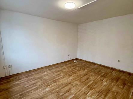 Pronájem bytu, 1+kk, 27 m²