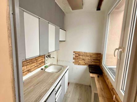 Pronájem bytu, 1+kk, 27 m²