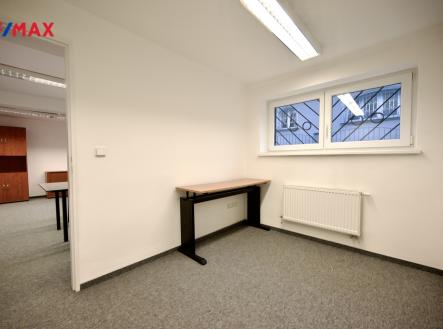 Pronájem kanceláře, 60 m²