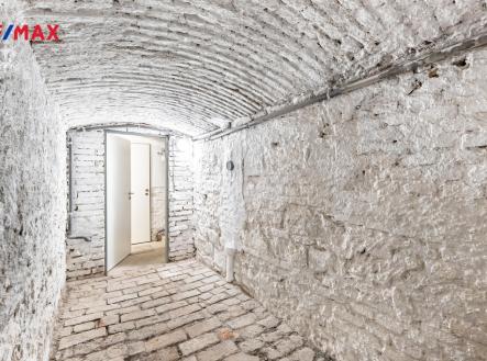 Pronájem skladovací prostor, 6 m²