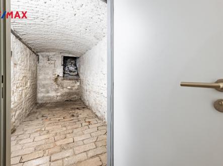 Pronájem skladovací prostor, 6 m²