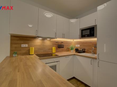 Prodej bytu, 3+kk, 67 m²