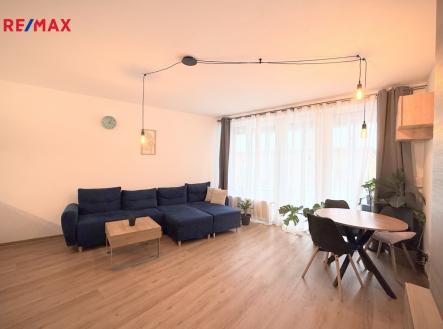 Pronájem bytu, 1+kk, 2 090 m²