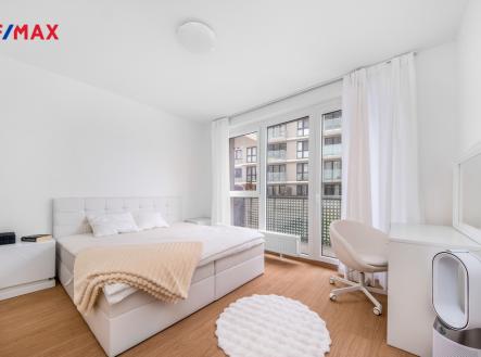 Pronájem bytu, 2+kk, 57 m²