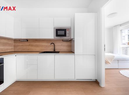 Pronájem bytu, 2+kk, 57 m²