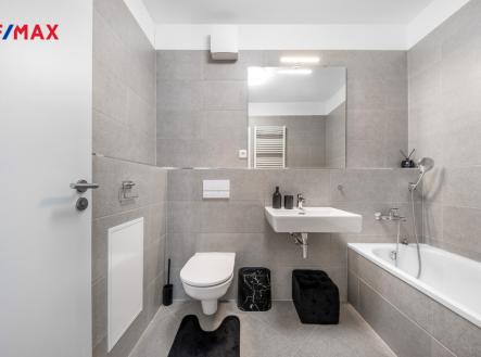 Pronájem bytu, 2+kk, 57 m²