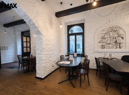 Pronájem restaurace, 154 m²