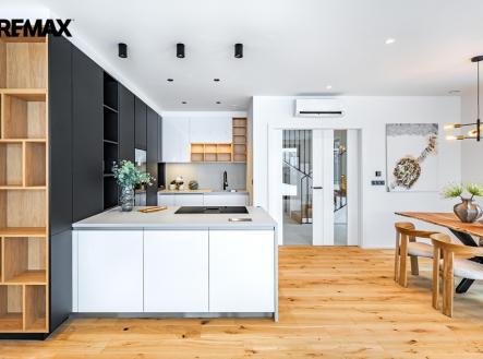 Prodej domu/vily, 283 m²