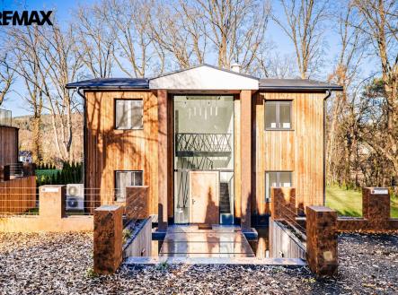 Prodej domu/vily, 294 m² obrázek