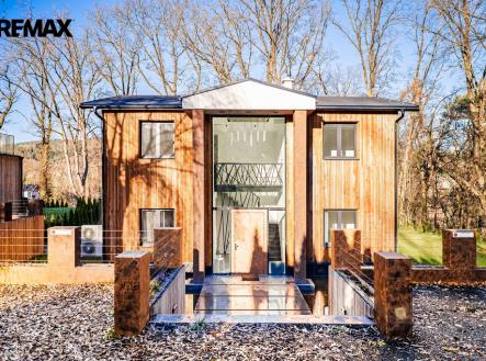 Prodej domu/vily, 294 m² obrázek