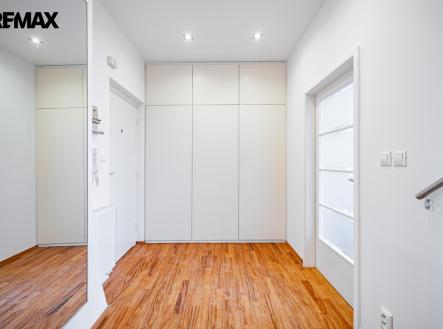 Pronájem bytu, 6+1, 200 m²