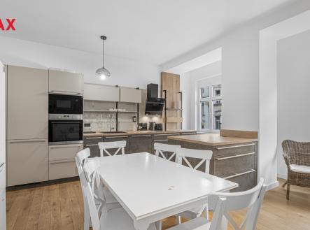 Pronájem bytu, 3+kk, 96 m²