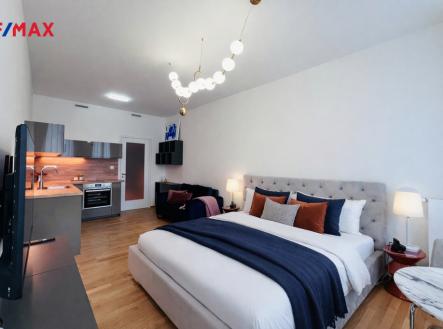 Pronájem bytu, 1+kk, 32 m²