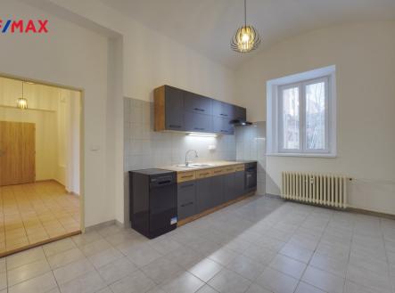 Pronájem bytu, 2+1, 77 m²