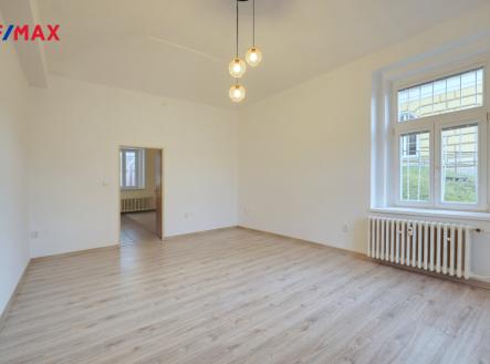 Pronájem bytu, 2+1, 77 m²