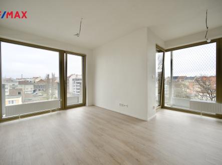 Pronájem bytu, 2+kk, 71 m²