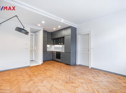 Pronájem bytu, 3+kk, 64 m²