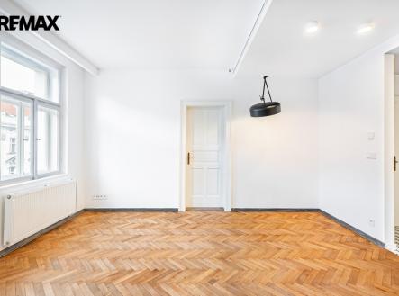Pronájem bytu, 3+kk, 64 m²
