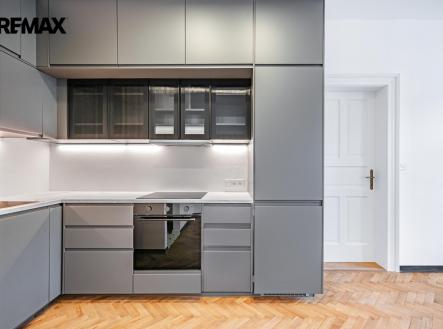 Pronájem bytu, 3+kk, 64 m²
