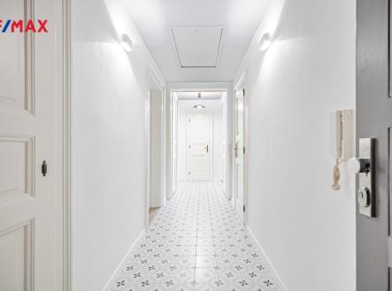 Pronájem bytu, 3+kk, 70 m²