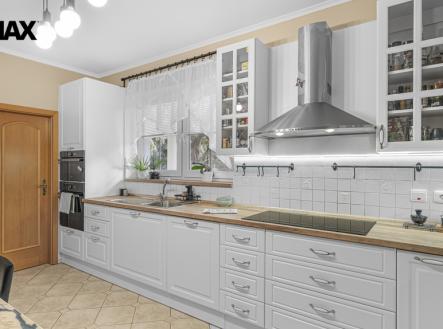 Prodej domu/vily, 475 m²