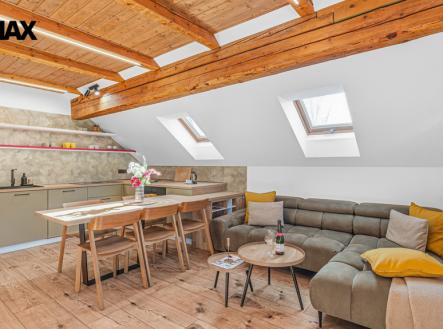Prodej bytu, 3+kk, 107 m²