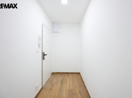 Pronájem bytu, 3+kk, 72 m²