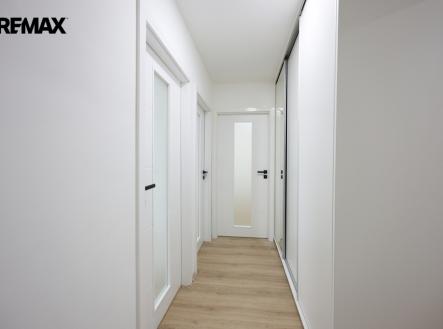 Pronájem bytu, 3+kk, 72 m²