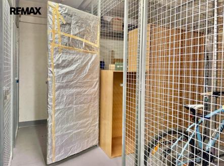 Pronájem skladovací prostor, 2 m²