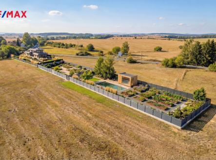 Prodej pozemku pro bydlení, 5 600 m²