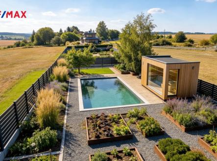 Prodej pozemku pro bydlení, 5 600 m²