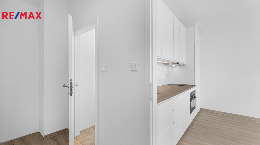 Pohled ze vstupní chodby