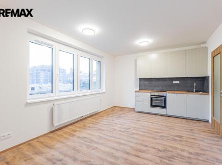 Prodej bytu, 2+kk, 45 m²