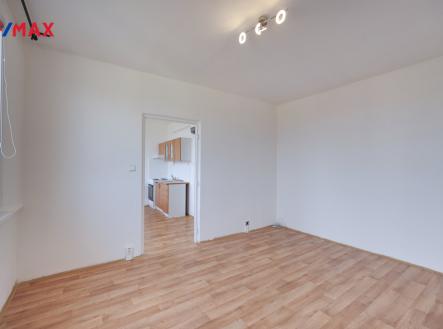 Pronájem bytu, 1+kk, 35 m²