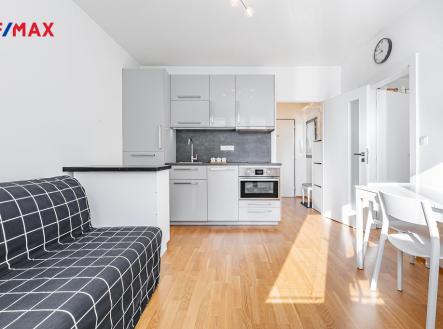Pronájem bytu, 2+kk, 36 m²