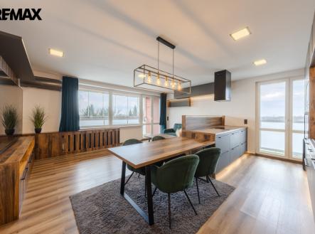 Prodej bytu, 3+kk, 73 m²