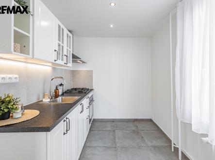 Pronájem bytu, 2+1, 49 m²